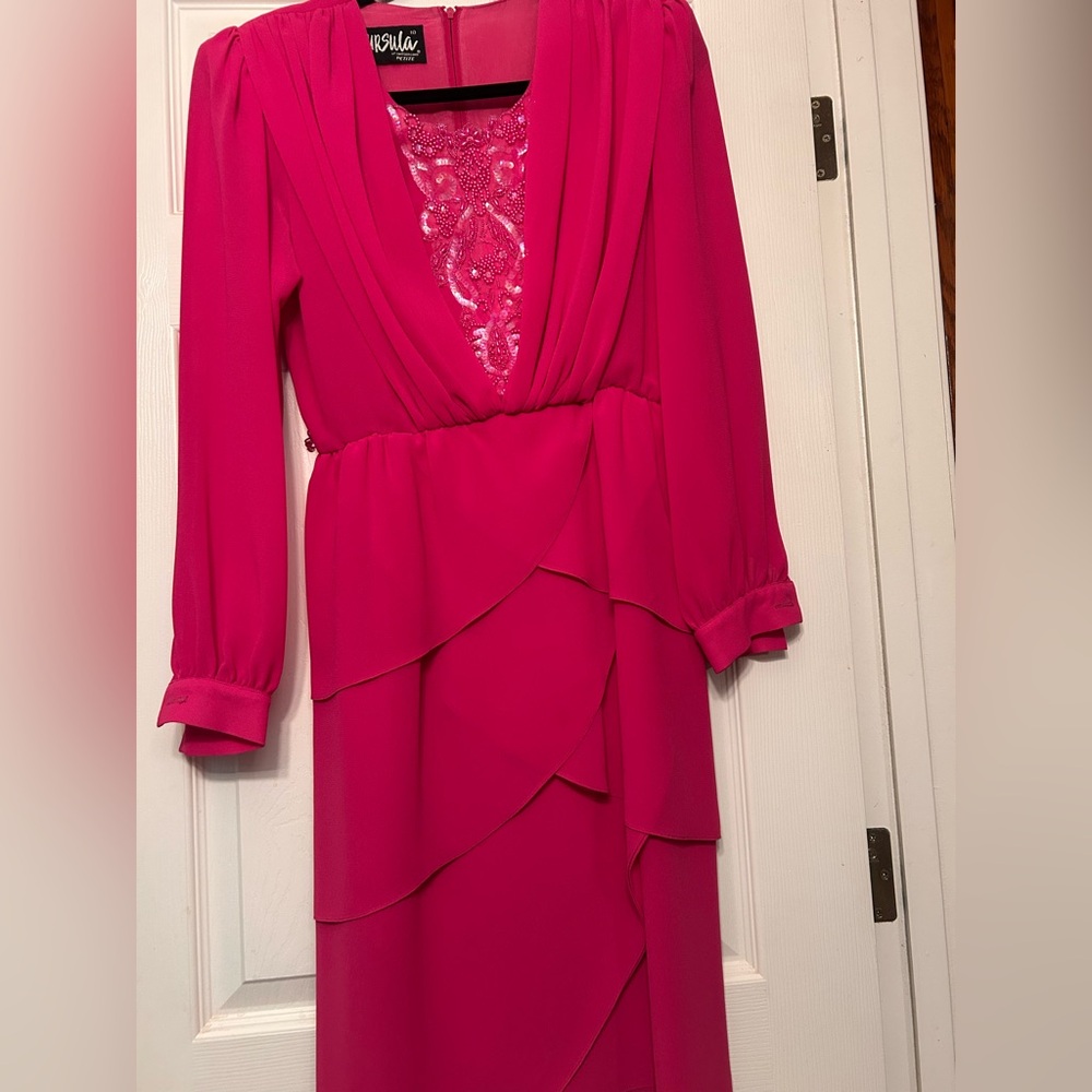 Stunning hot pink vtg Ursula tulip beaded Dress